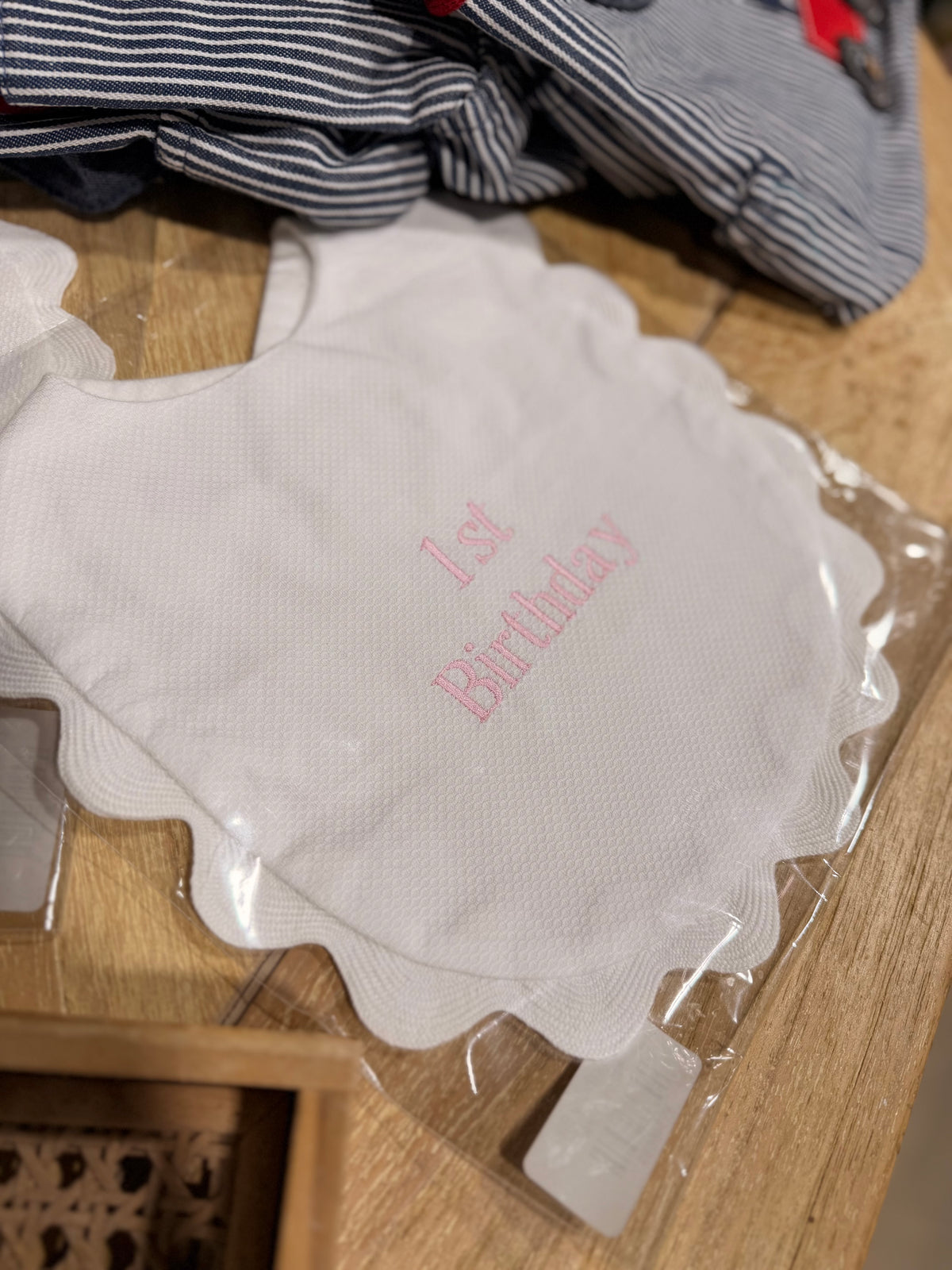 1st Birthday Bib