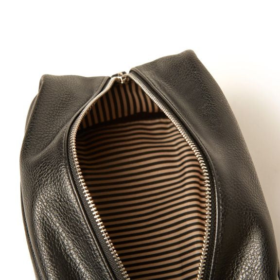 The Garrett Toiletry Bag (Black)