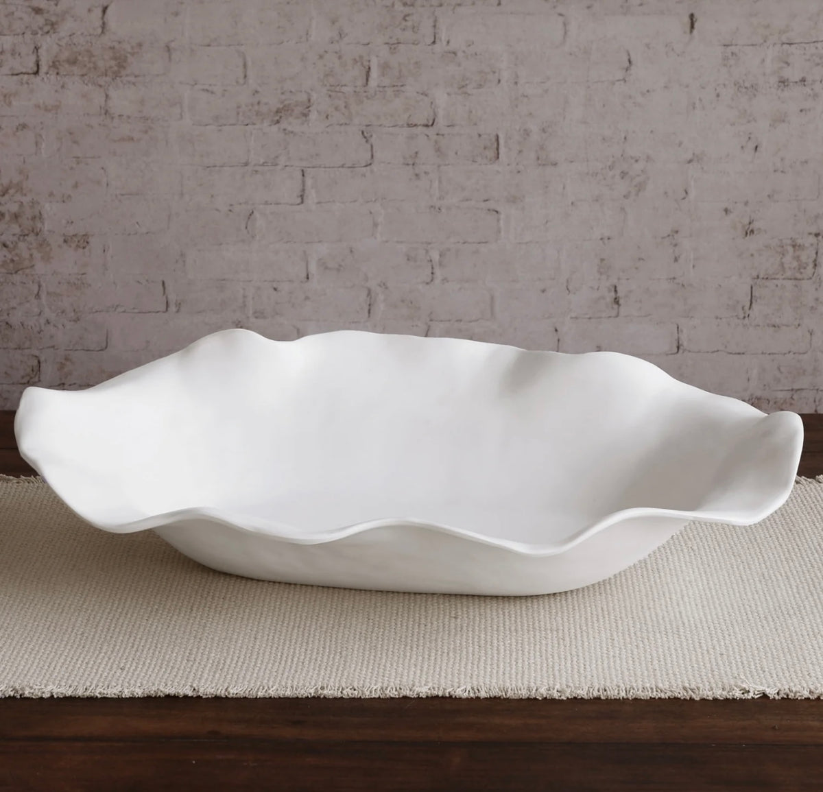 White Extra Large Oval Centerpiece